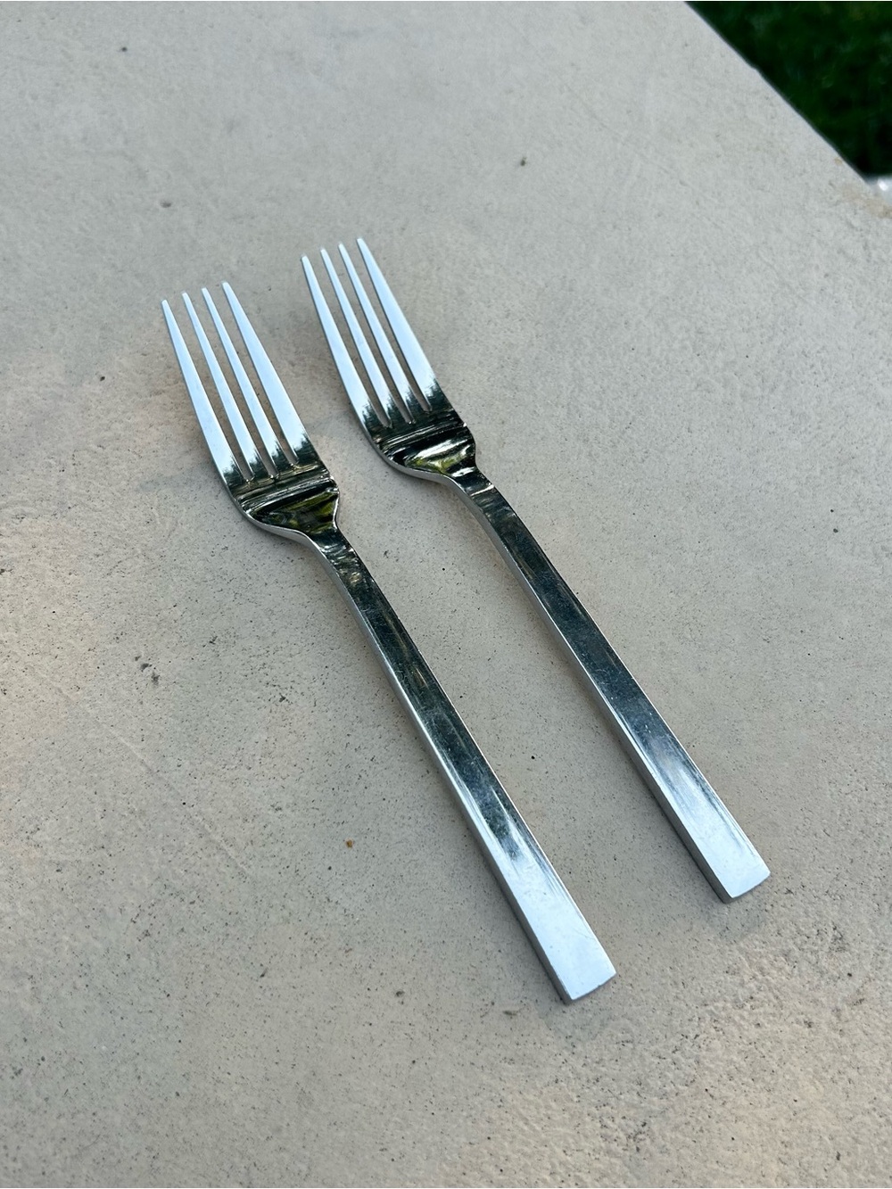 Oneida Chefs Table Stainless Steel Set of 2 Salad Forks